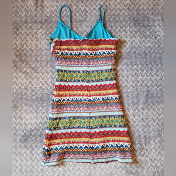 Embroidered mini dress - Picture 8 of 8